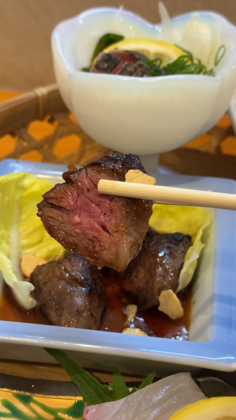 かご盛り御膳のやわらかな牛ステーキ