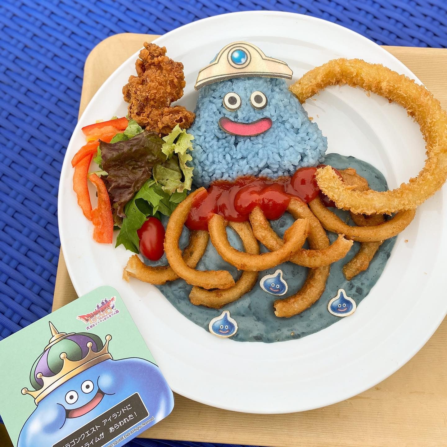 ルイーダの酒場のスライムをかたどったドラクエ飯